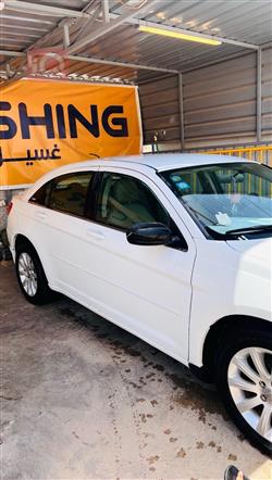Chrysler 200